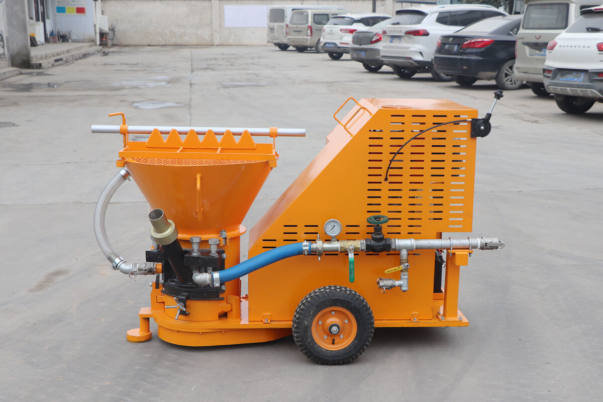 Diesel driven refractory repair gunning machine