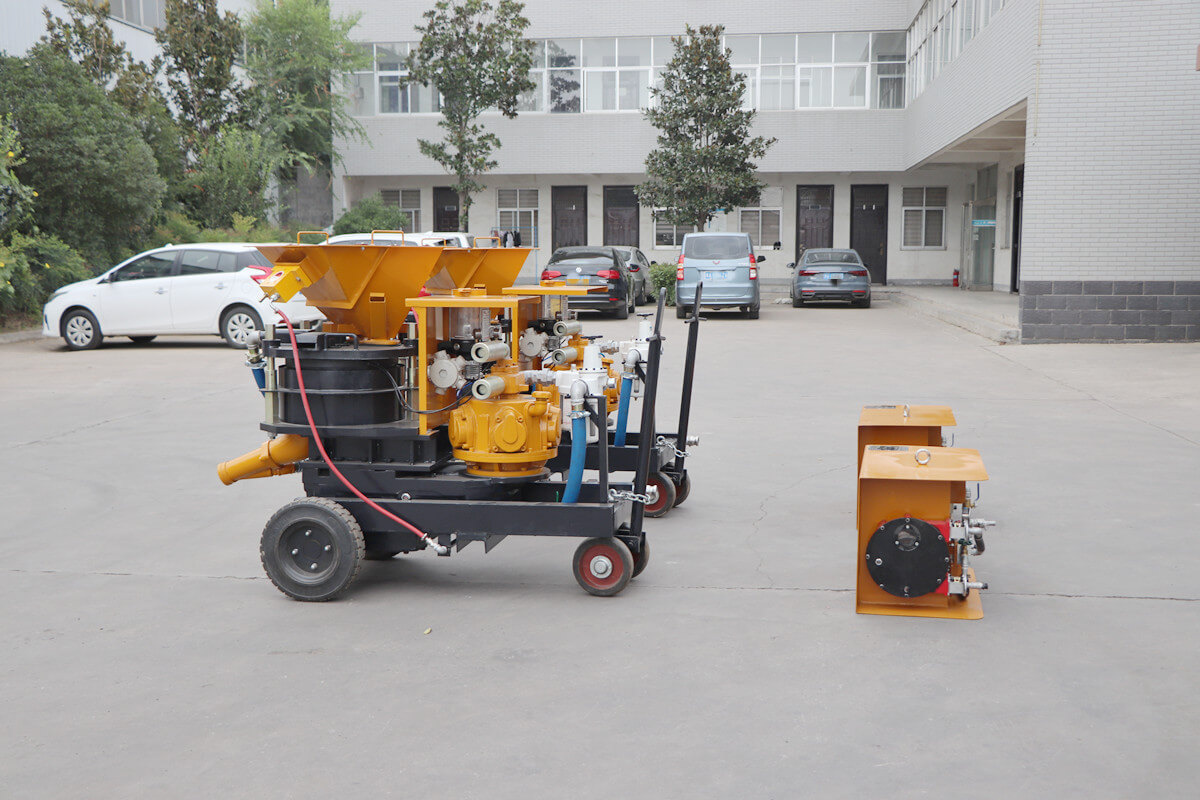 gunite machine with accelerator dosing pump