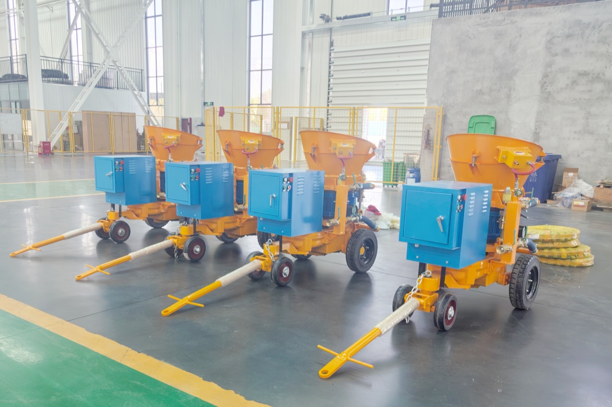 Electric motor dry mix gunite machine